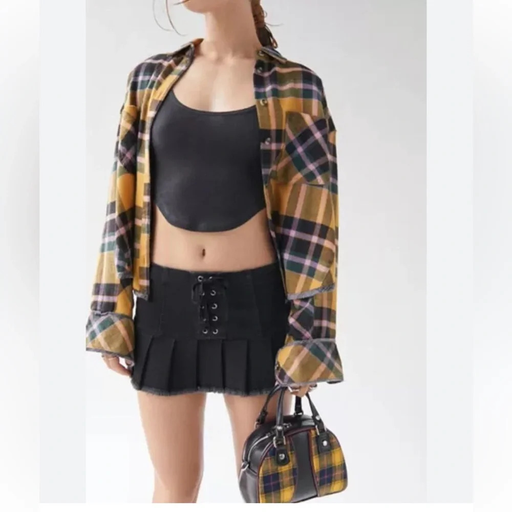 BDG Urban Outfitters Andy distressed flannel
